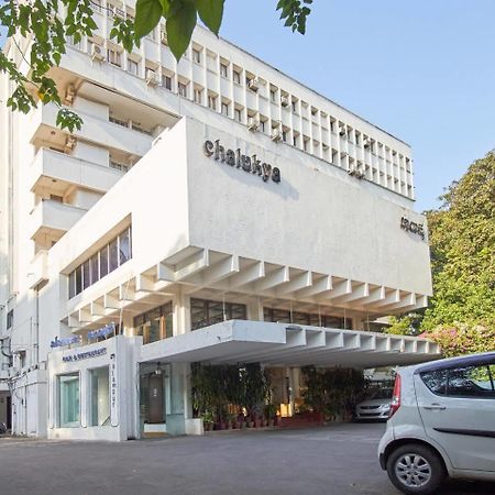 Hotel Chalukya Bangalore Exterior photo